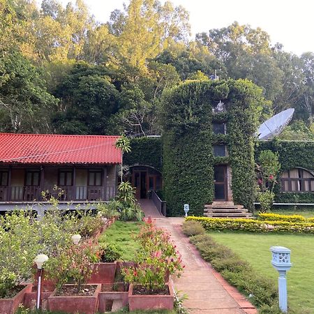 Zeenath Taj Gardens Hotel Yelagiri Exterior photo