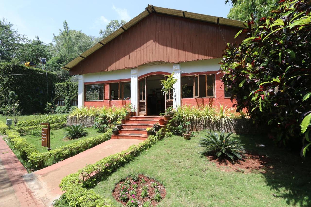 Zeenath Taj Gardens Hotel Yelagiri Exterior photo