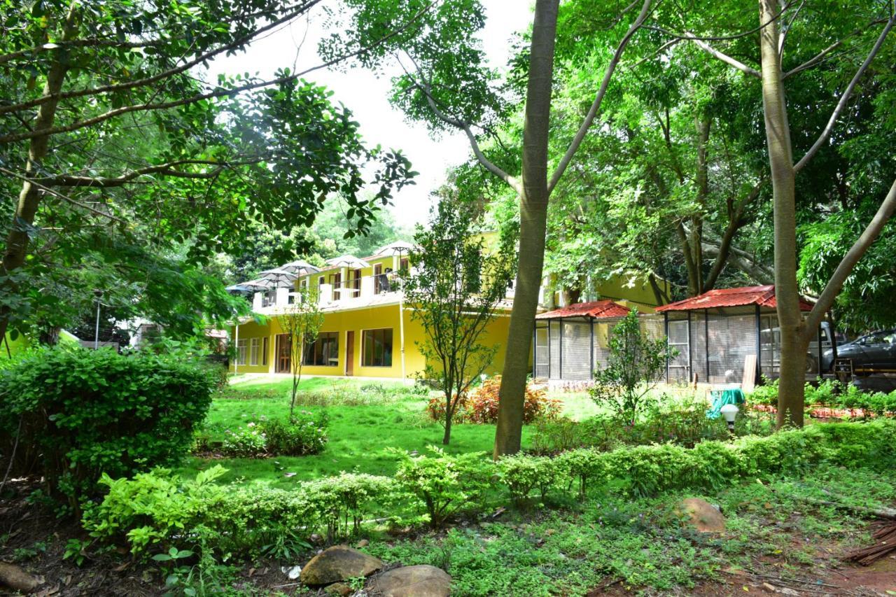 Zeenath Taj Gardens Hotel Yelagiri Exterior photo