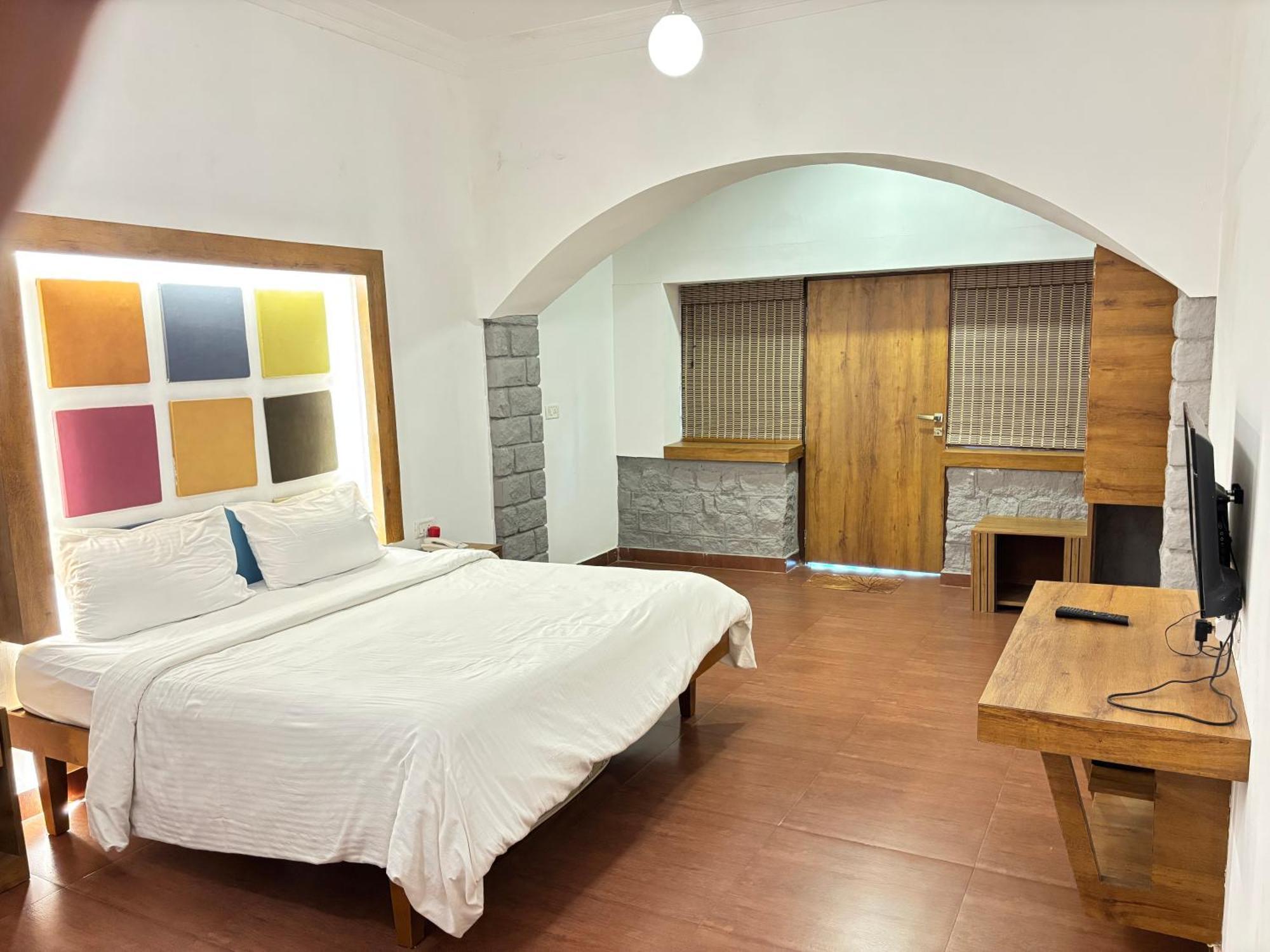 Zeenath Taj Gardens Yelagiri Exterior photo
